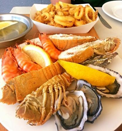 Simply Tops Seafood Bar